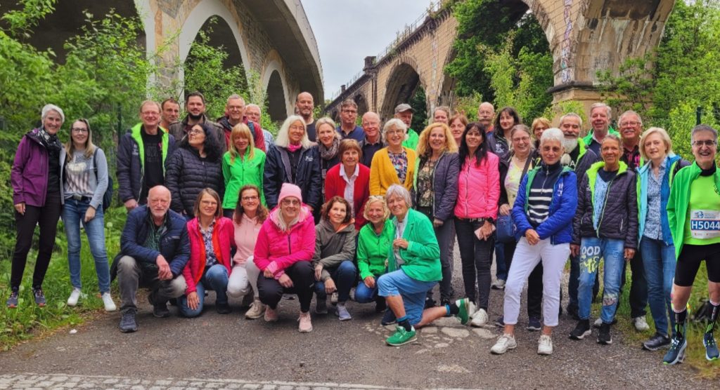 Laufreise nach Chemnitz - Bild 7 ChemnitzGruppen 1 | Laufreise nach Chemnitz