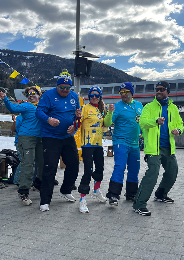 Jubiläums-Cat-Walk. Die TVW Gruppen präsentieren 20 Jahre Skiabteilung